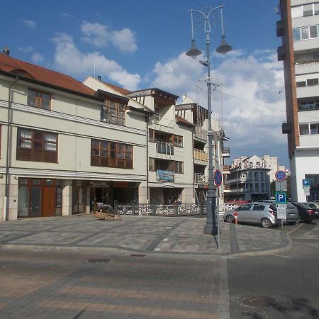 Retron Szinva-Lux Hotel Miskolc Buitenkant foto